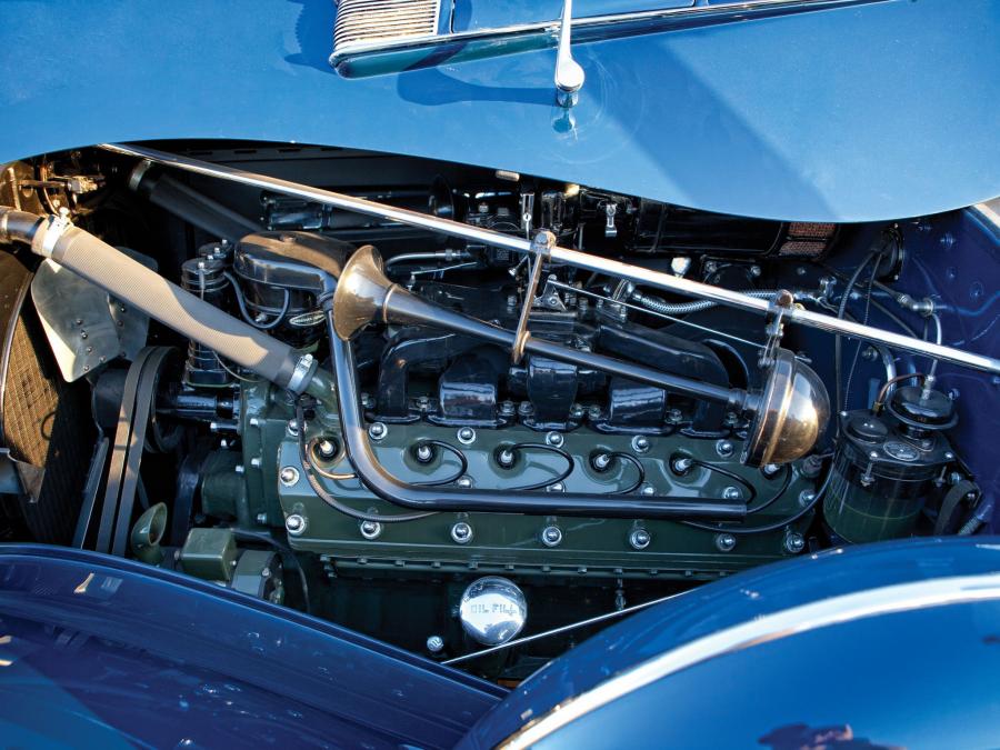  Packard Twelve Coupe Roadster by Dietrich 1935 года  (фото 7 из 10)
